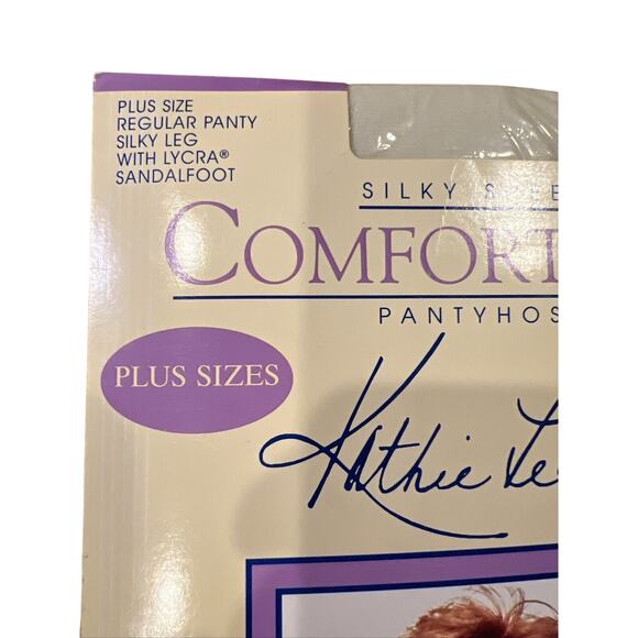 Kathie Lee Comfort Top Lycra Pantyhose Silky Leg Sandalfoot Plus Sz III Ivory - Picture 3 of 7